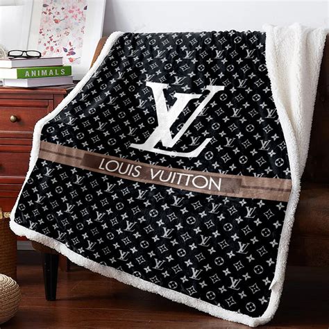 louis vuitton blanket black